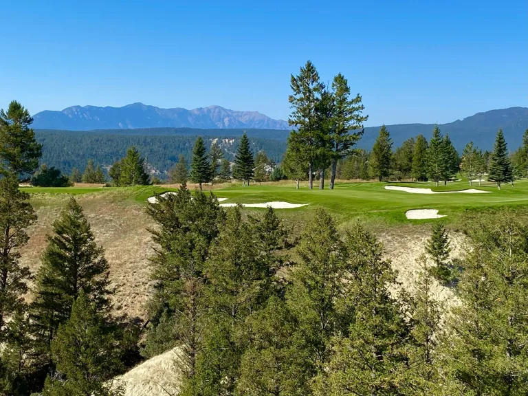 The 17th Hole at the Spring